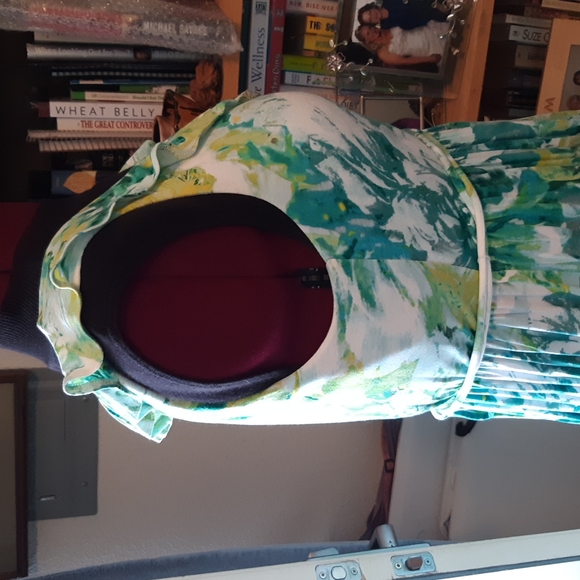 Fun and flirty dress - Picture 2 of 5